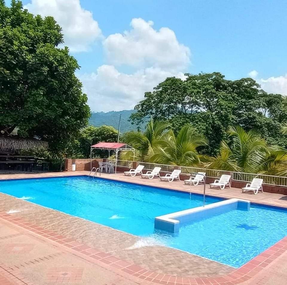 Loma Linda Hotel De Naturaleza La Mesa  Extérieur photo